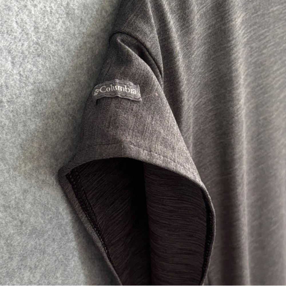 Columbia Cap Sleeve Sports Top  Large Heathered Gray - Picture 3 of 7